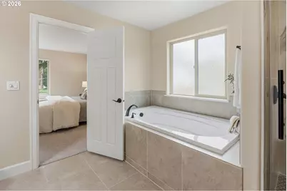 19319 Dogwood Ct, Lake Oswego, OR 97035 - Photo 31