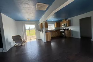 2420 38th Ave, Longview, WA 98632 - Photo 3