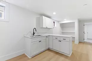 2945 NE 57th Ave, Portland, OR 97213 - Photo 43