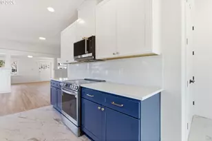 2945 NE 57th Ave, Portland, OR 97213 - Photo 7