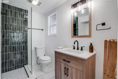 20935 SW Anthony Ct, Beaverton, OR 97003 - Photo 15