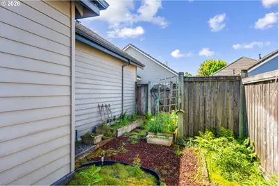 2030 Lakeland Way, Eugene, OR 97408 - Photo 27