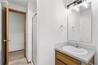 302 Insel Rd, Woodland, WA 98674 - Photo 25