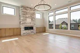 15012 NW 13th Ave, Vancouver, WA 98685 - Photo 3