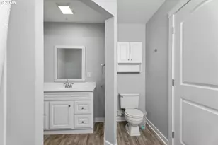 31150 SW Wallowa Ct, Wilsonville, OR 97070 - Photo 17