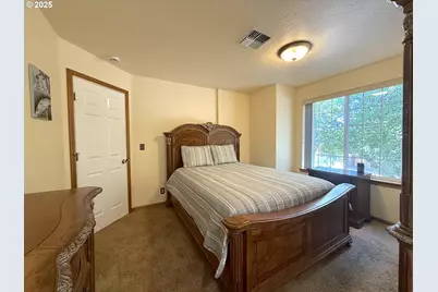 110 Calumet Ave, Eugene, OR 97404 - Photo 25