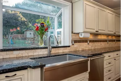 7326 SE Cottrell Rd, Gresham, OR 97080 - Photo 11