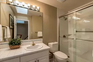 9930 SW Lumbee Ln, Tualatin, OR 97062 - Photo 33