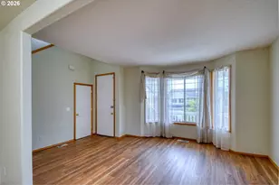 15315 SE Ogden Dr, Portland, OR 97236 - Photo 3