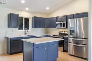 3220 NW Pacific Rim Dr, Camas, WA 98607 - Photo 11