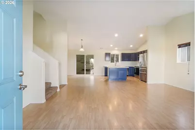 3220 NW Pacific Rim Dr, Camas, WA 98607 - Photo 5