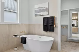 1864 SW Dickinson Ln, Portland, OR 97219 - Photo 25