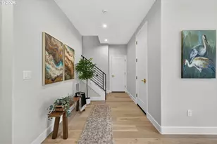 1864 SW Dickinson Ln, Portland, OR 97219 - Photo 35