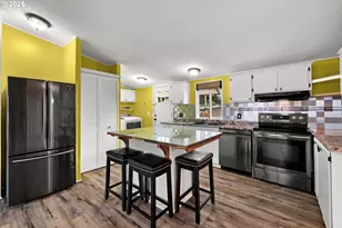 835 SE 1st Ave, Canby, OR 97013 - Photo 17