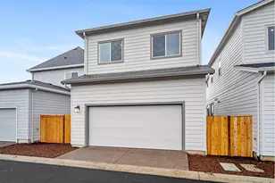 18105 SW Hoover Ln, Beaverton, OR 97003 - Photo 17