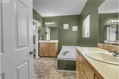 35419 Helens Way, Saint Helens, OR 97051 - Photo 13