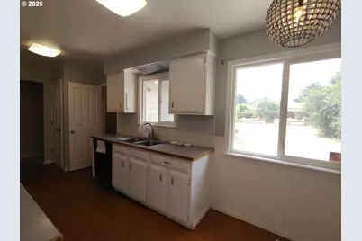 297 NW 17th St, Ontario, OR 97914 - Photo 11
