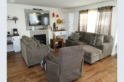 17548 SW Parkway Ct, Sherwood, OR 97140 - Photo 13