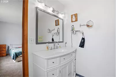 105 Toliver Rd, Molalla, OR 97038 - Photo 17