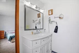 105 Toliver Rd, Molalla, OR 97038 - Photo 17
