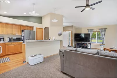 105 Toliver Rd, Molalla, OR 97038 - Photo 7