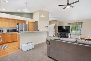 105 Toliver Rd, Molalla, OR 97038 - Photo 7