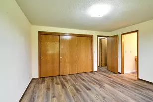 2135 Country Club Terrace, Woodburn, OR 97071 - Photo 13