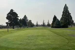 2135 Country Club Terrace, Woodburn, OR 97071 - Photo 33