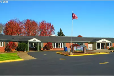 2135 Country Club Ter, Woodburn, OR 97071 - Photo 31