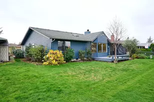 2135 Country Club Terrace, Woodburn, OR 97071 - Photo 25