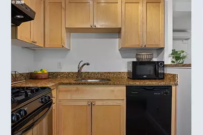 1205 SW Cardinell Dr #607, Portland, OR 97201 - Photo 13
