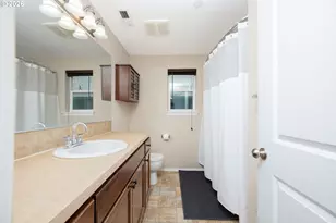 12619 SE Lydia Ct, Portland, OR 97236 - Photo 23
