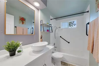 1015 SW Bertha Blvd, Portland, OR 97219 - Photo 11