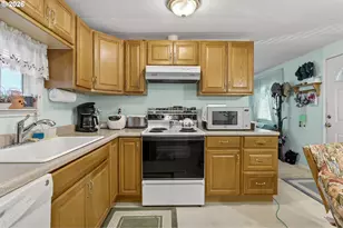 2710 SE Courtney Ave, Milwaukie, OR 97222 - Photo 9