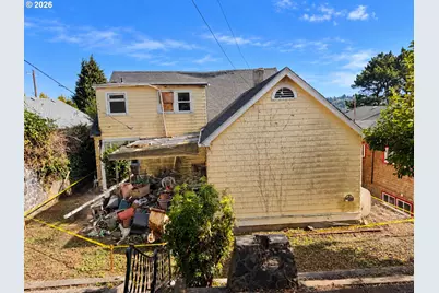 925 S 10th St, Coos Bay, OR 97420 - Photo 5