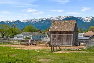 710 School St, Haines, OR 97833 - Photo 9