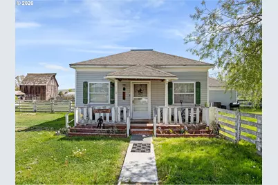 710 School St, Haines, OR 97833 - Photo 3