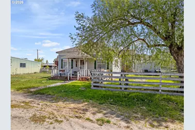 710 School St, Haines, OR 97833 - Photo 1