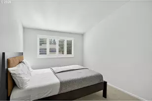 1908 Bonniebrae Dr, Lake Oswego, OR 97034 - Photo 33