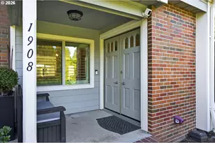 1908 Bonniebrae Dr, Lake Oswego, OR 97034 - Photo 3