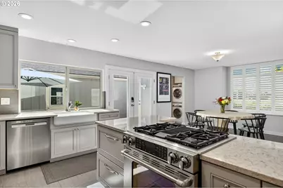 1908 Bonniebrae Dr, Lake Oswego, OR 97034 - Photo 15