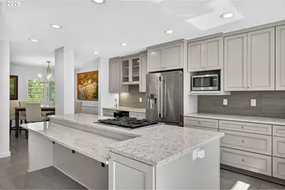 1908 Bonniebrae Dr, Lake Oswego, OR 97034 - Photo 11