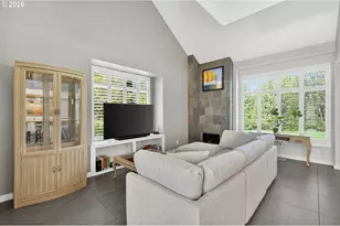 1908 Bonniebrae Dr, Lake Oswego, OR 97034 - Photo 5