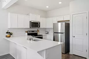 6302 NE 61st Ave, Vancouver, WA 98661 - Photo 9