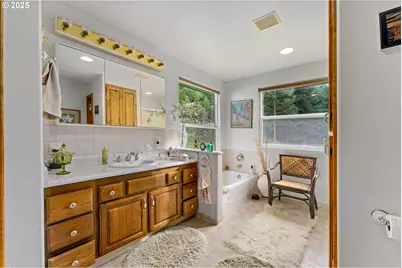 1871 McCullough Creek Rd, Glendale, OR 97442 - Photo 33