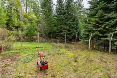 1871 McCullough Creek Rd, Glendale, OR 97442 - Photo 21