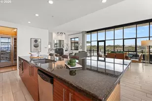 1830 NW Riverscape St, Portland, OR 97209 - Photo 19