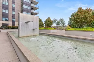 1830 NW Riverscape St, Portland, OR 97209 - Photo 45