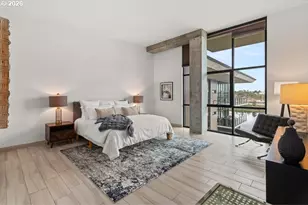 1830 NW Riverscape St, Portland, OR 97209 - Photo 37