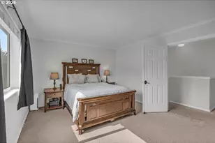 2550 Edgewater Dr, Woodburn, OR 97071 - Photo 17